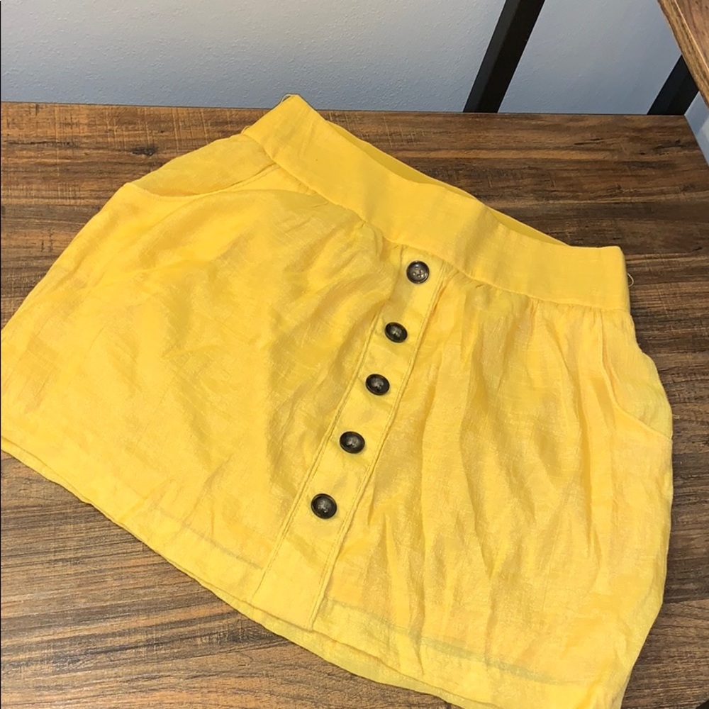 Yellow skirt